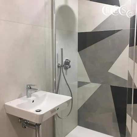 Elle Muradei 33 * Trento